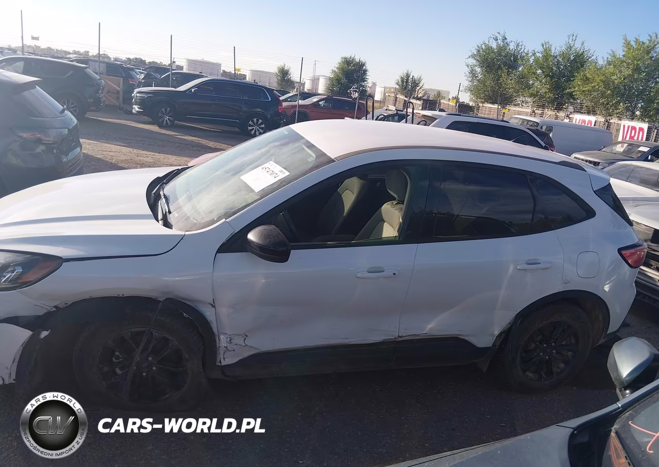 2020 Ford Escape Se Sport VIN:1FMCU9BZ2LUB83735 - 15