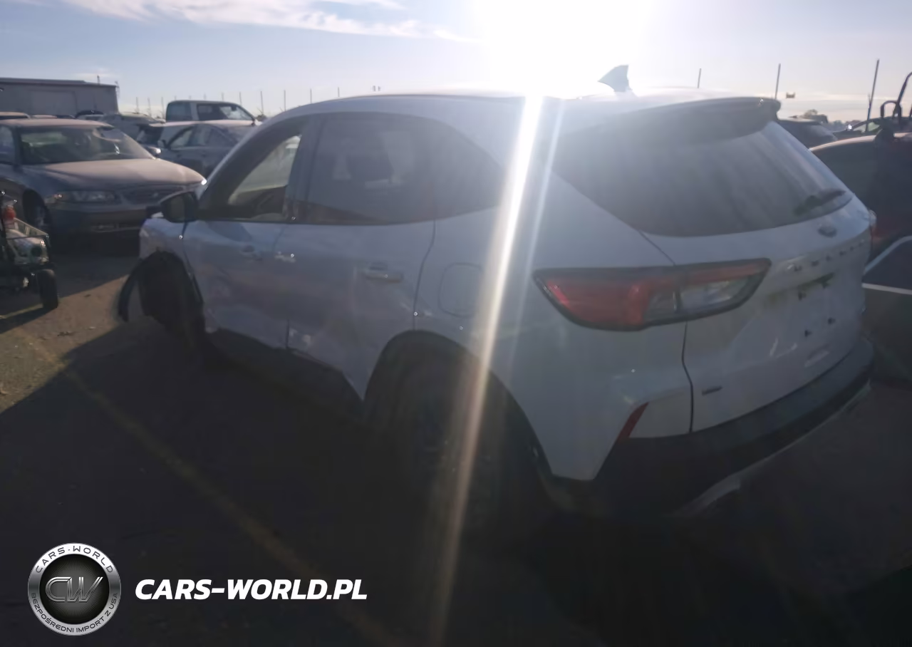 2020 Ford Escape Se Sport VIN:1FMCU9BZ2LUB83735 - 3