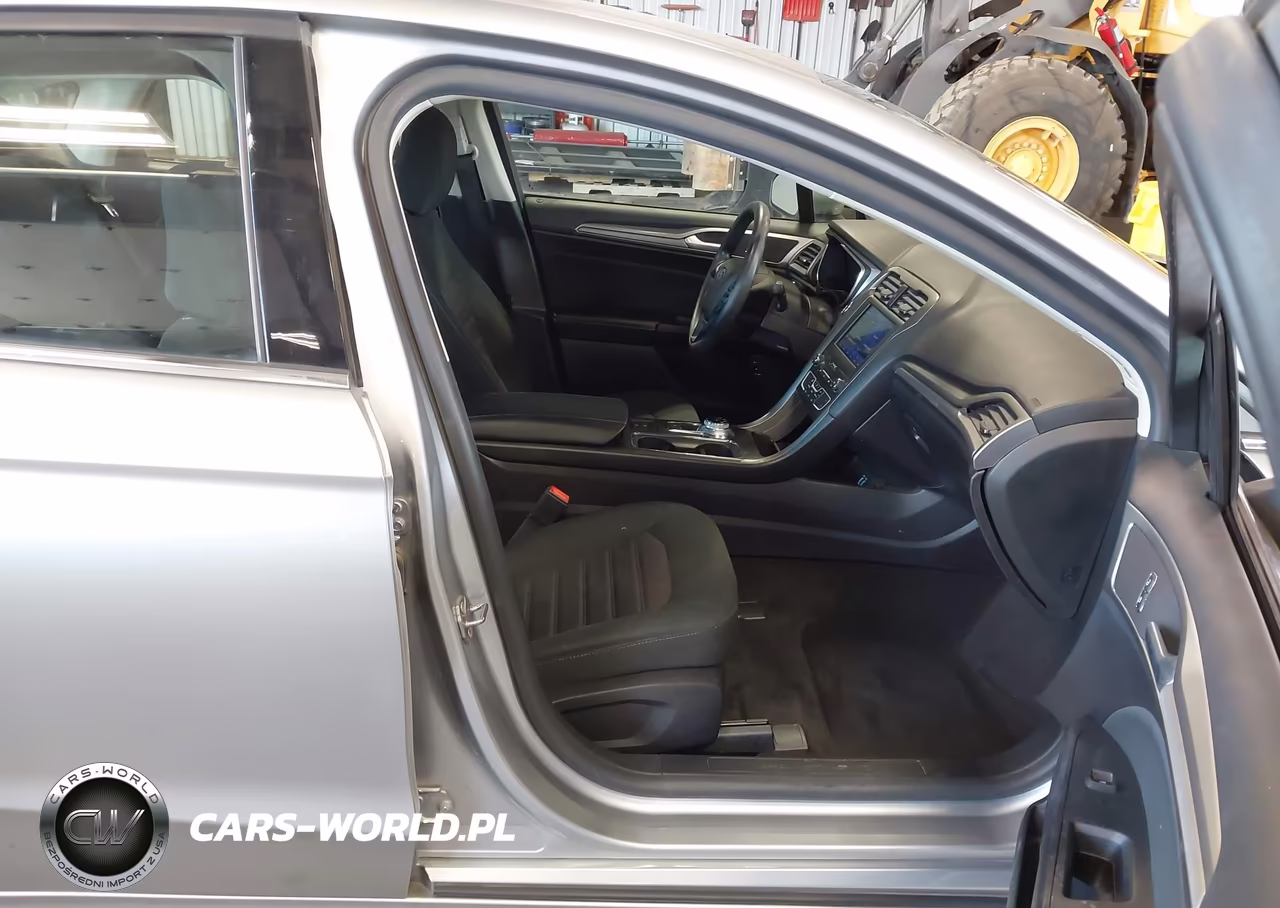 2020 Ford Fusion Hybrid Se VIN:3FA6P0LU7LR263939 - 5