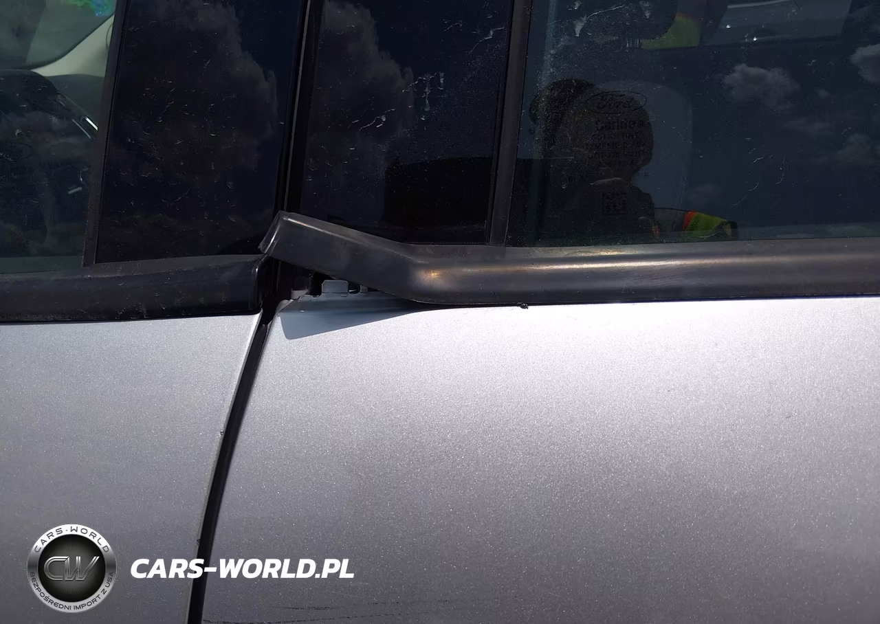 2017 Ford Focus Sel VIN:1FADP3M29HL232011 - 14