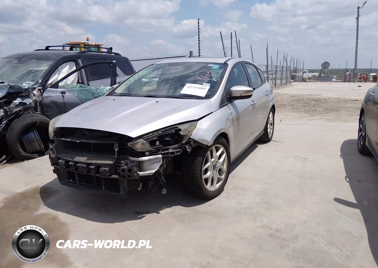 2017 Ford Focus Sel VIN:1FADP3M29HL232011 - 2
