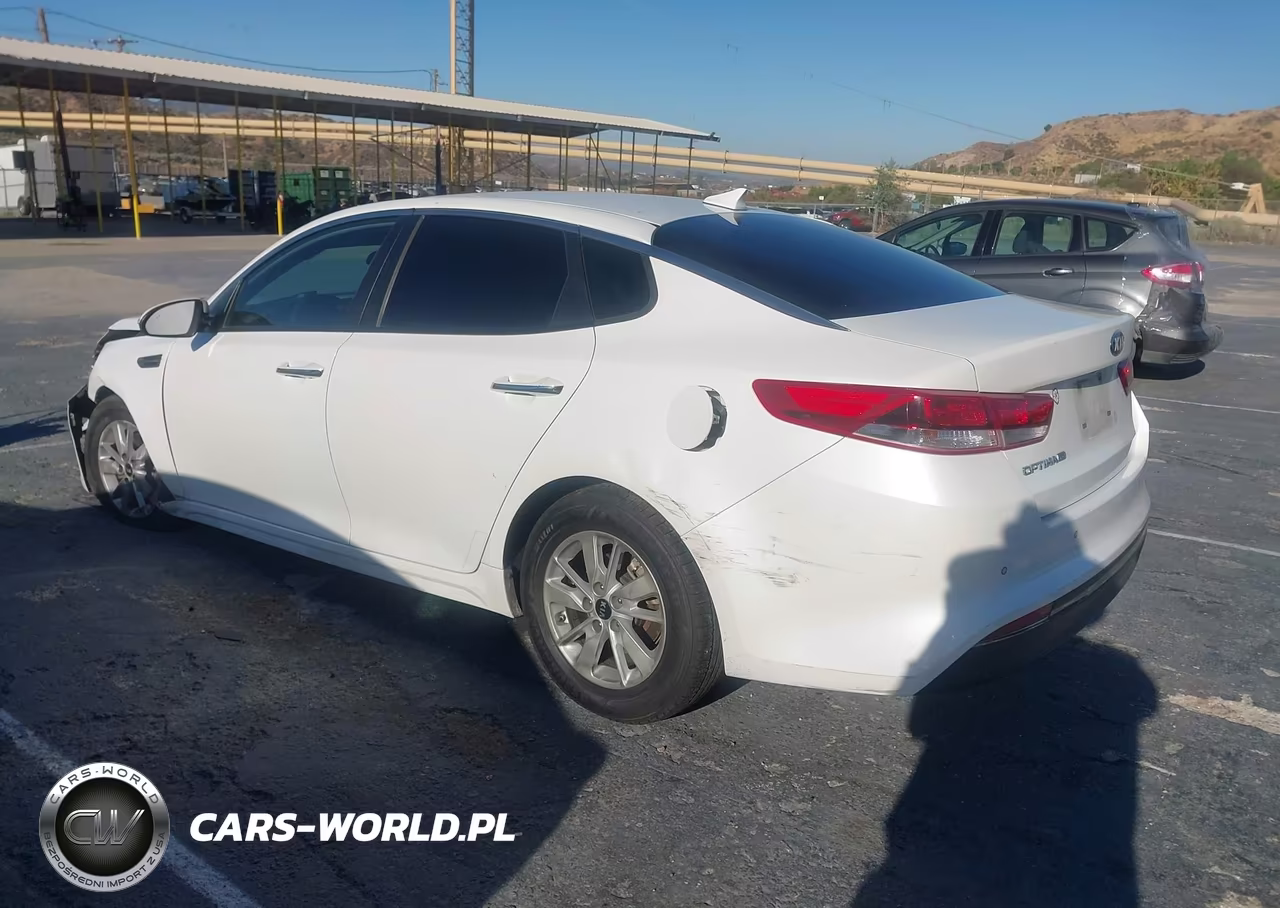 2018 Kia Optima Lx VIN:KNAGT4L3XJ5203384 - 3