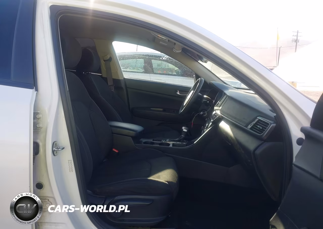 2018 Kia Optima Lx VIN:KNAGT4L3XJ5203384 - 5