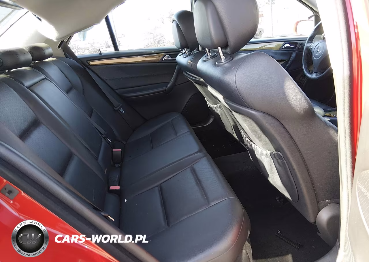 2007 Mercedes-Benz C 230 Sport VIN:WDBRF52HX7F855817 - 8