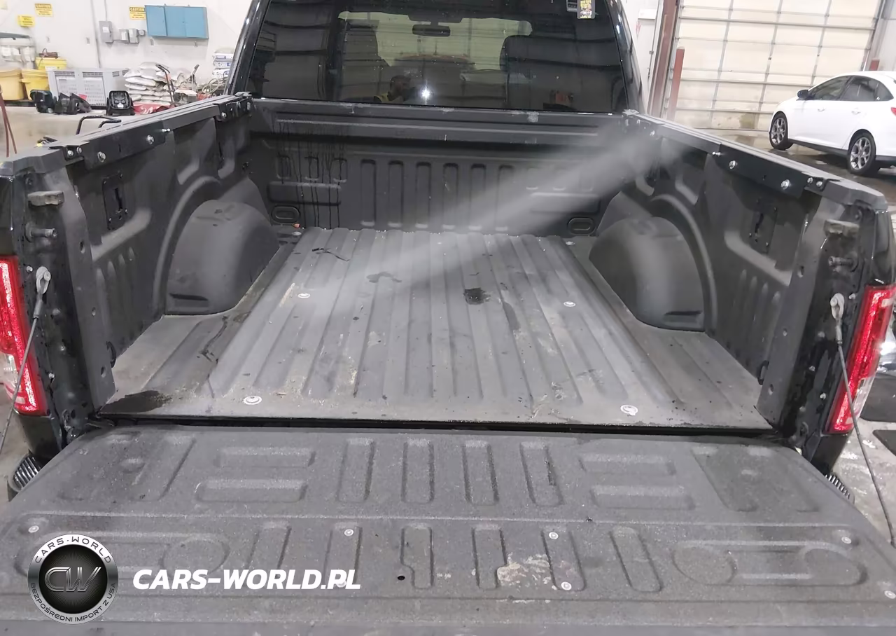 2015 Ford F-150 Xlt VIN:1FTEW1C89FKF22988 - 19
