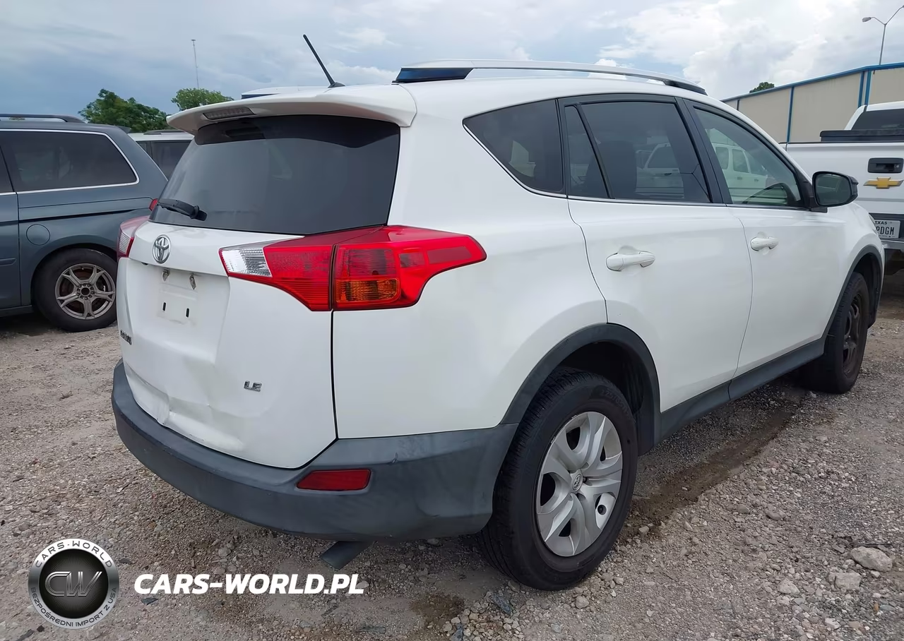 2015 Toyota Rav4 Le VIN:JTMZFREV0FJ051581 - 4