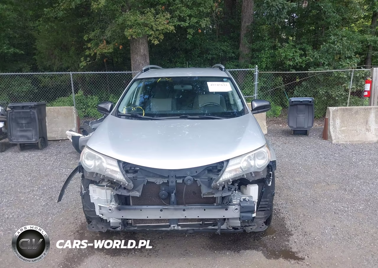 2015 Toyota Rav4 Le VIN:JTMZFREV2FJ047449 - 13