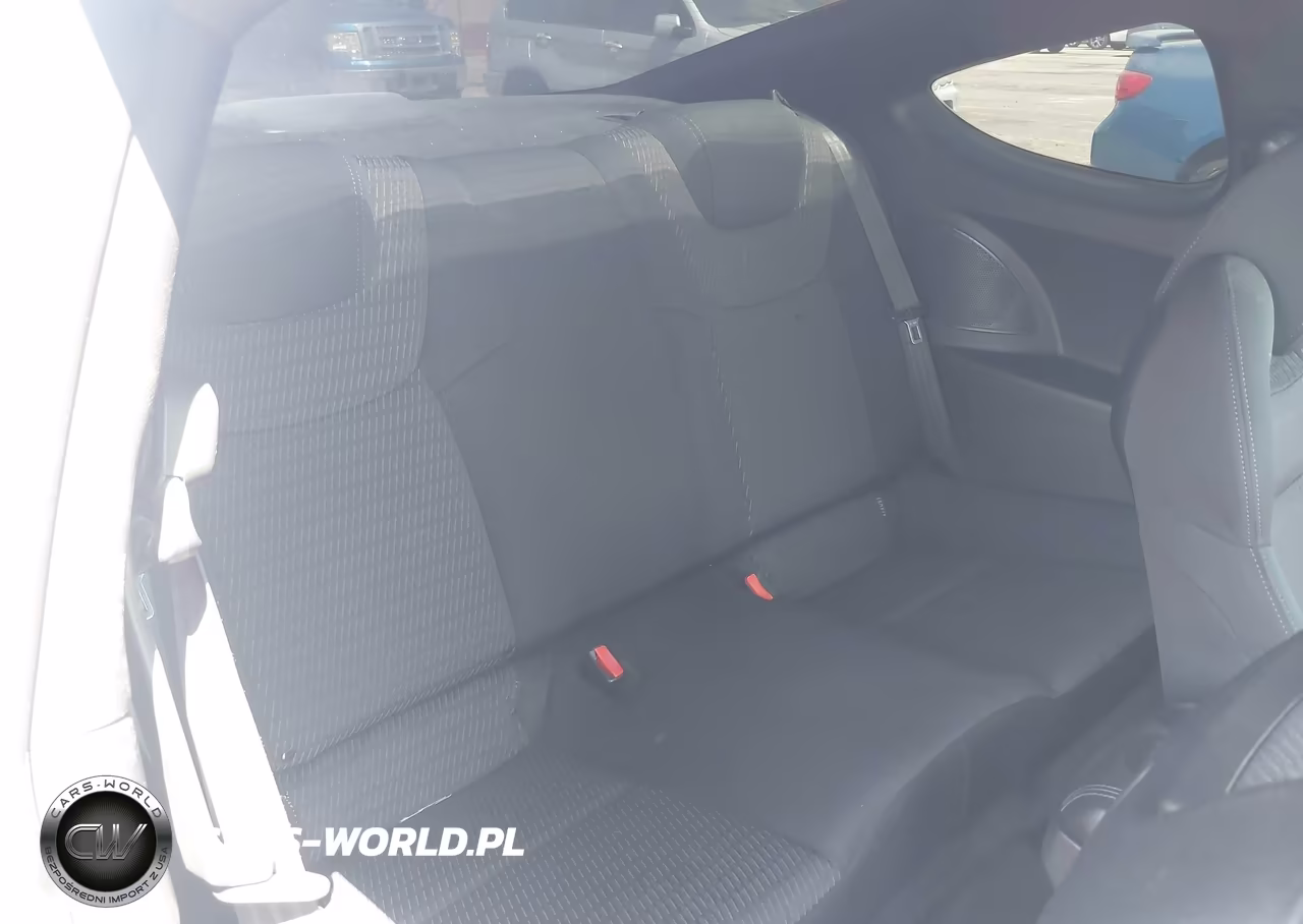 2015 Hyundai Genesis 3.8 Base VIN:KMHHT6KJ6FU125889 - 8