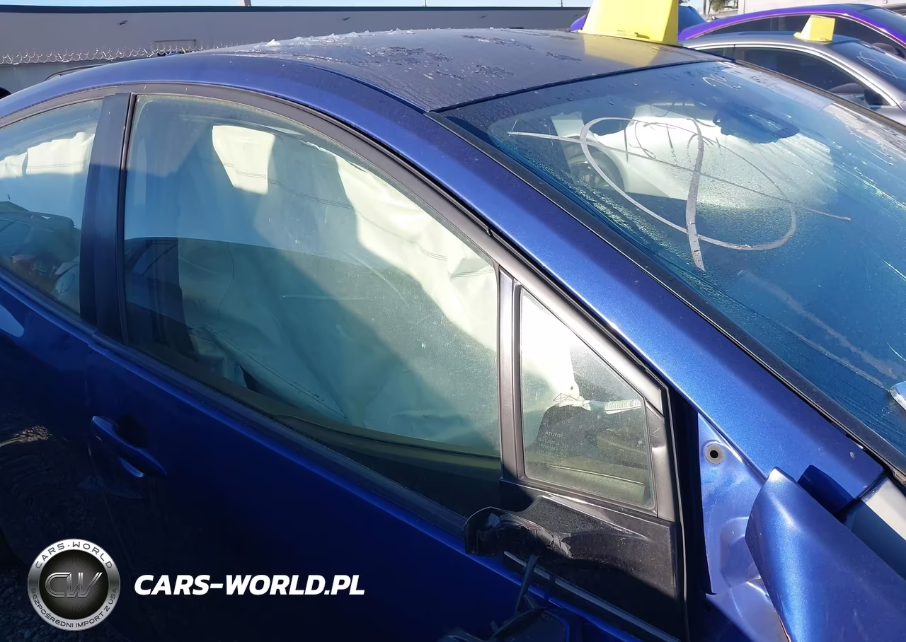 2017 Toyota Prius Two VIN:JTDKBRFU5H3562018 - 12