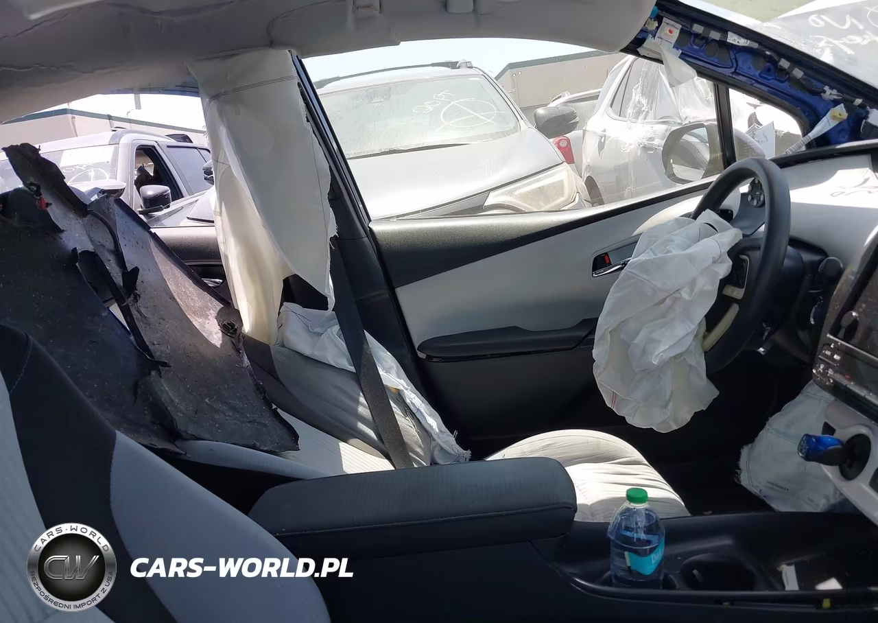 2017 Toyota Prius Two VIN:JTDKBRFU5H3562018 - 5