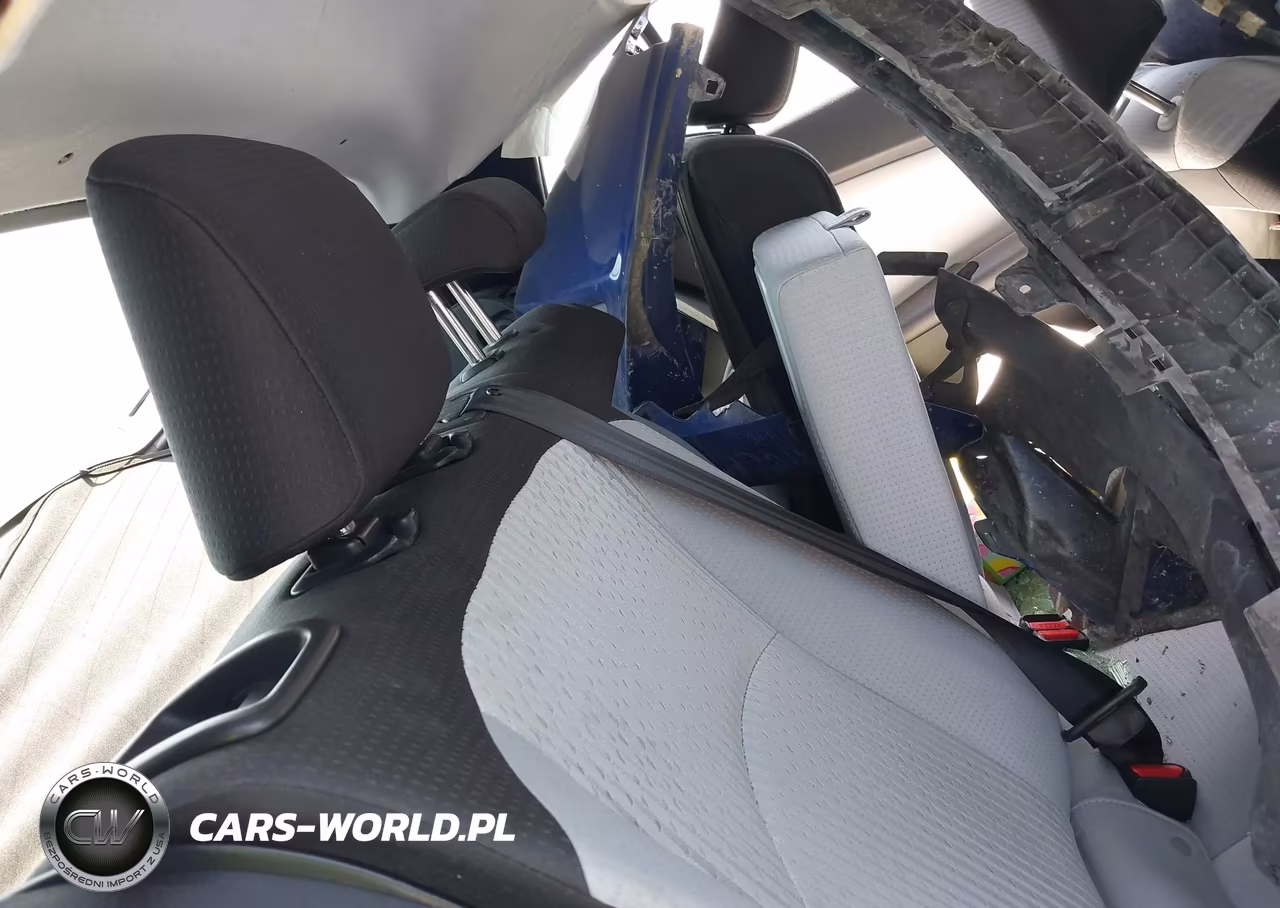 2017 Toyota Prius Two VIN:JTDKBRFU5H3562018 - 8