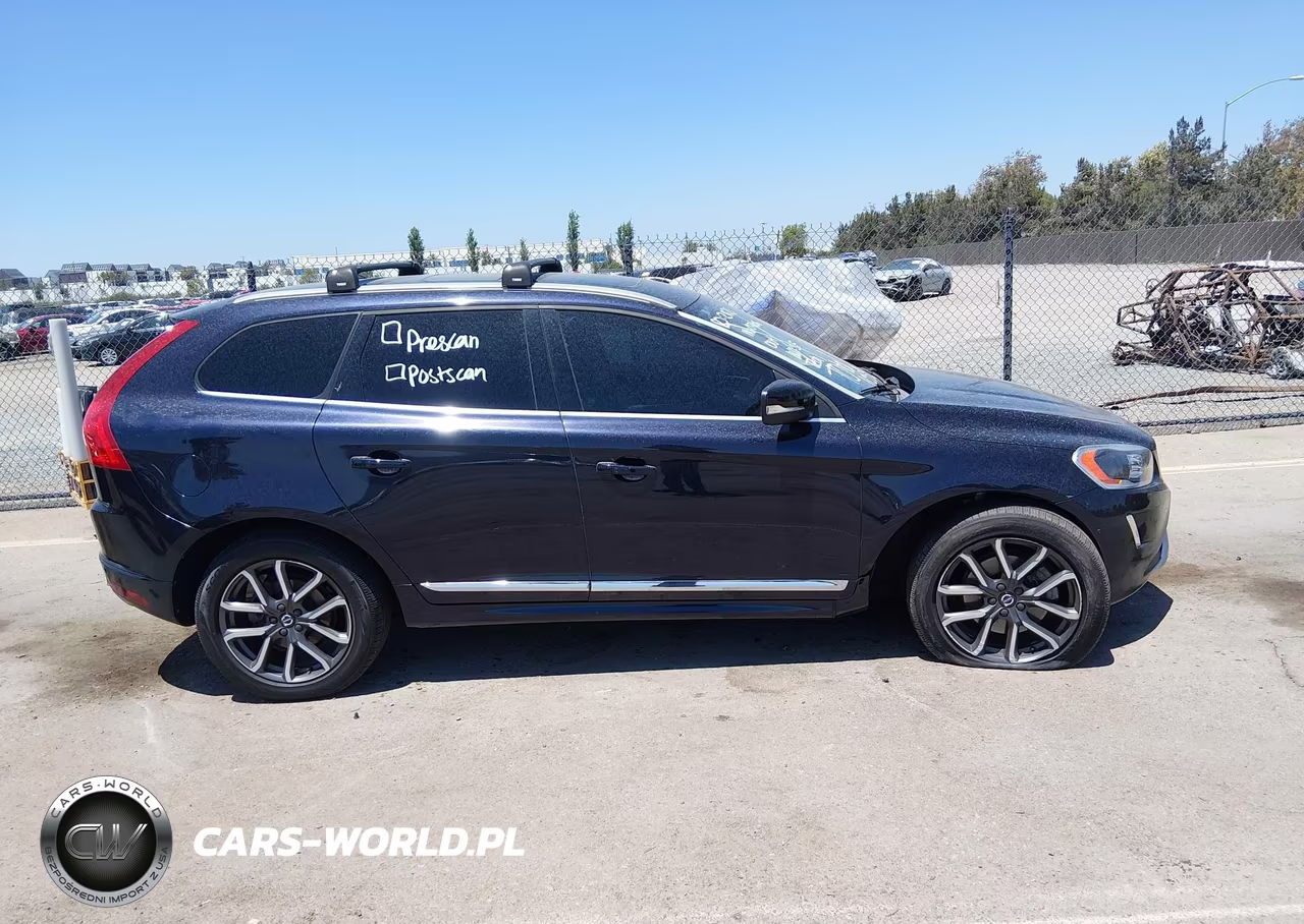 2017 Volvo Xc60 T6 Dynamic VIN:YV449MRR1H2063900 - 14