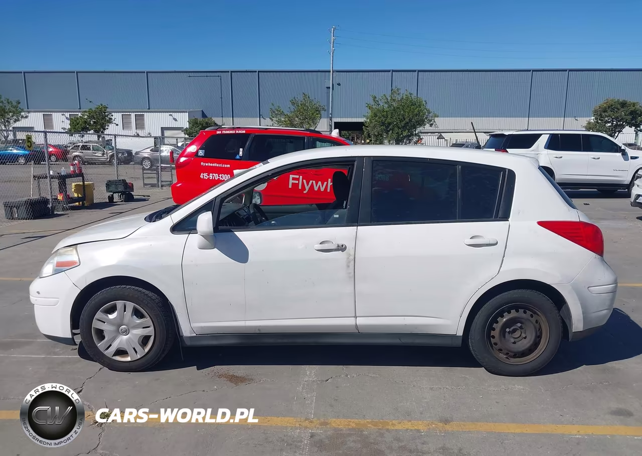 2010 Nissan Versa 1.8S VIN:3N1BC1CP5AL457506 - 16
