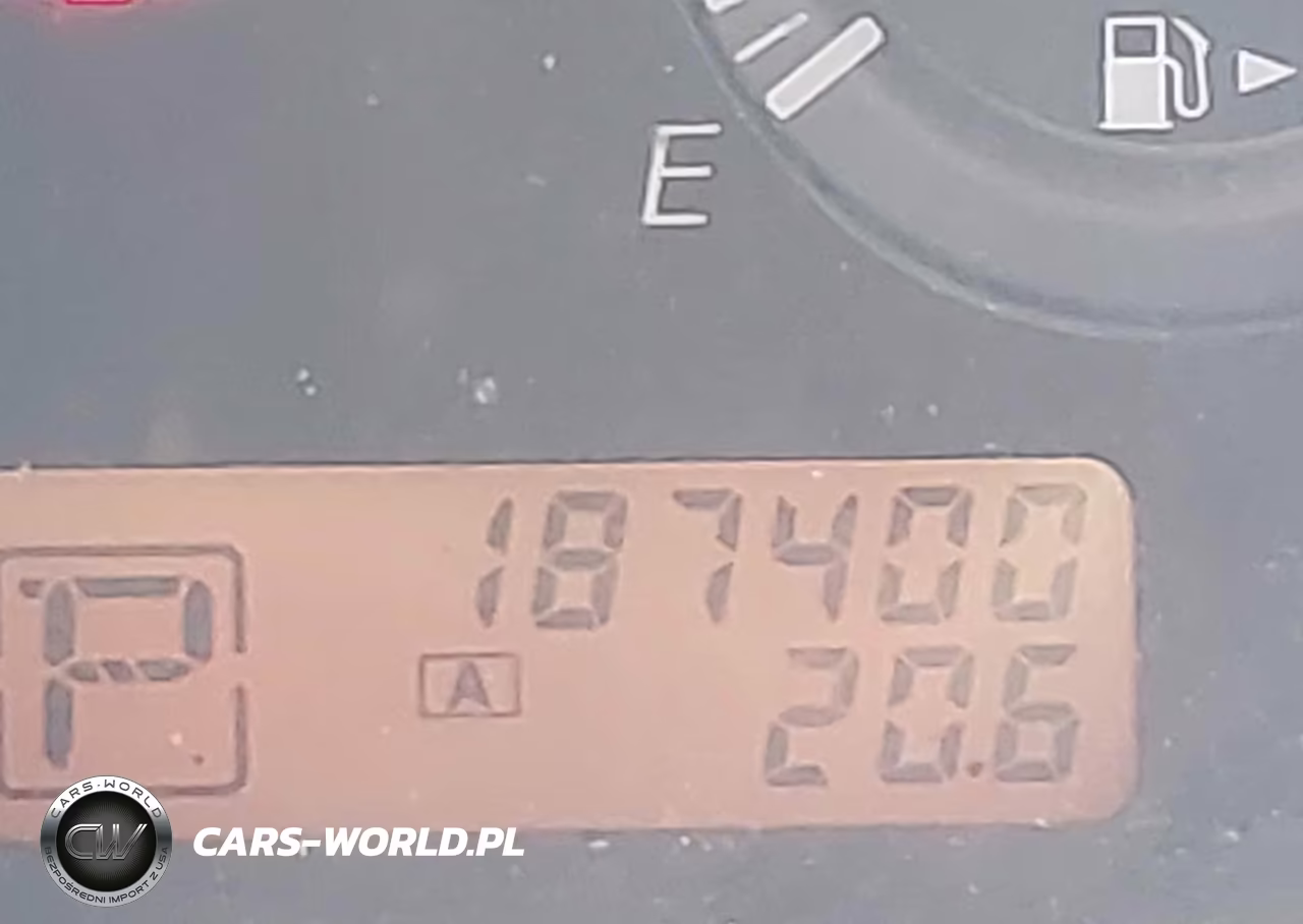 2010 Nissan Versa 1.8S VIN:3N1BC1CP5AL457506 - 17
