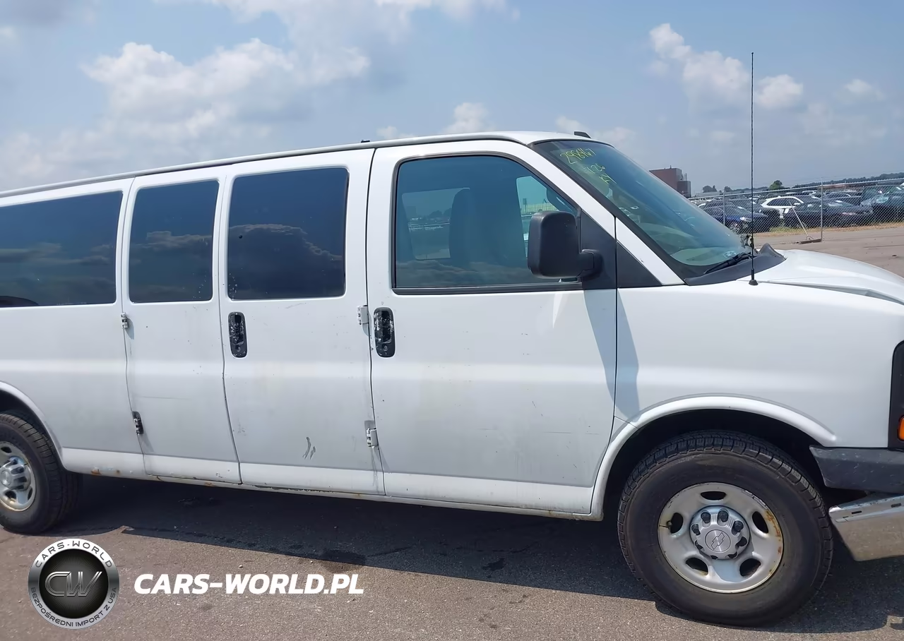 2016 Chevrolet Express 3500 Ls VIN:1GAZGNFG7G1197007 - 13