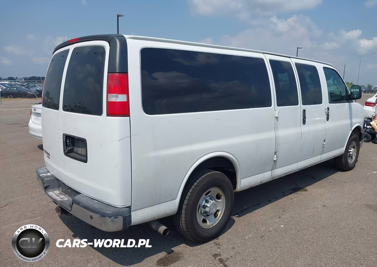 2016 Chevrolet Express 3500 Ls VIN:1GAZGNFG7G1197007 - 4