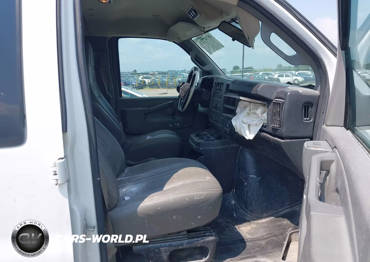 2016 Chevrolet Express 3500 Ls VIN:1GAZGNFG7G1197007 - 5
