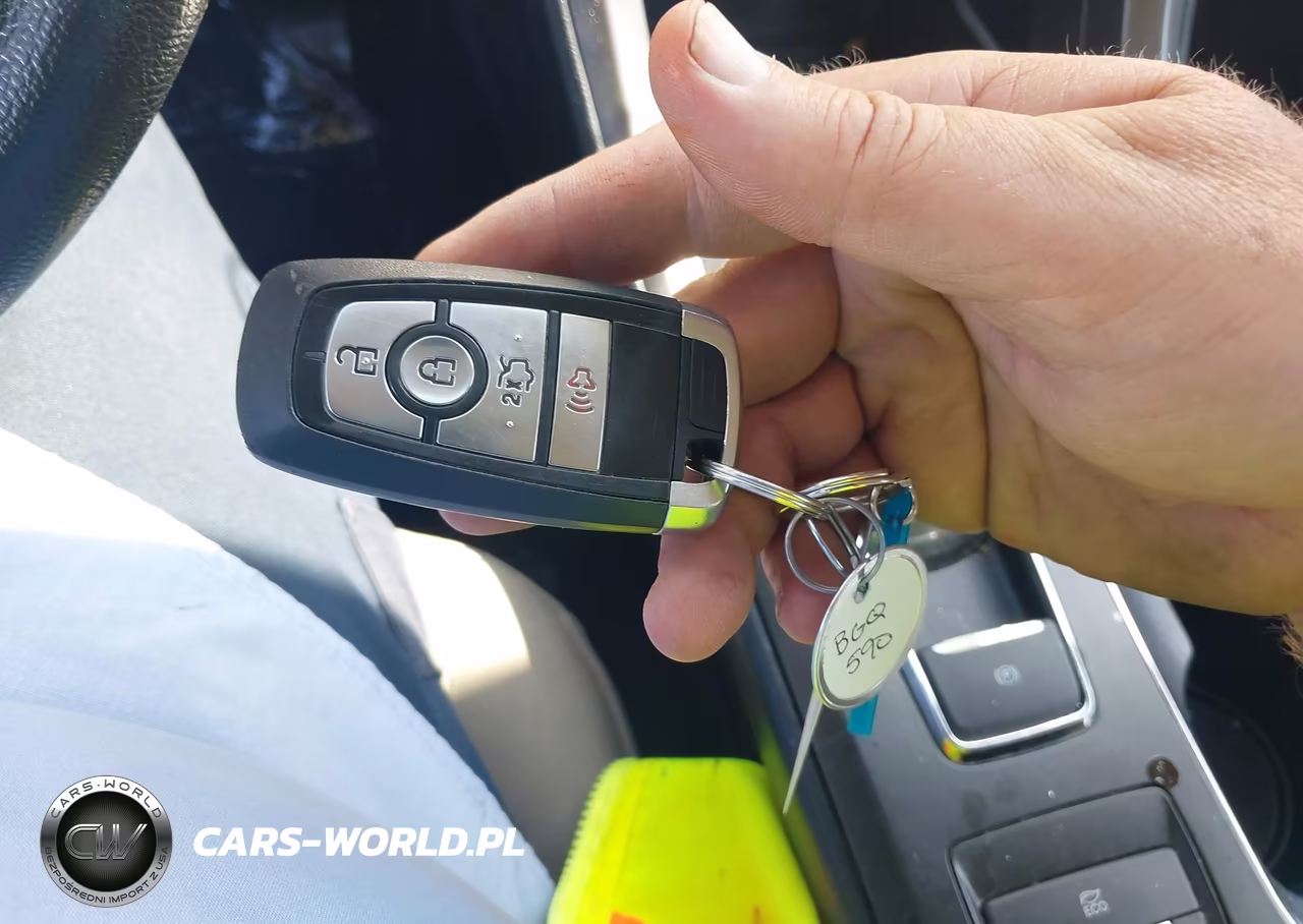 2017 Ford Fusion Hybrid S VIN:3FA6P0UU7HR196555 - 11
