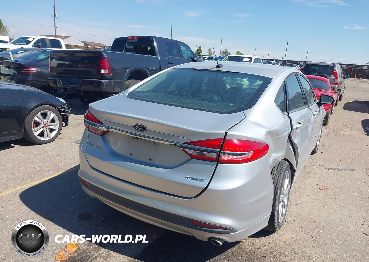 2017 Ford Fusion Hybrid S VIN:3FA6P0UU7HR196555 - 16