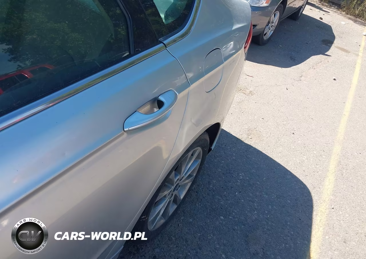 2017 Ford Fusion Hybrid S VIN:3FA6P0UU7HR196555 - 6