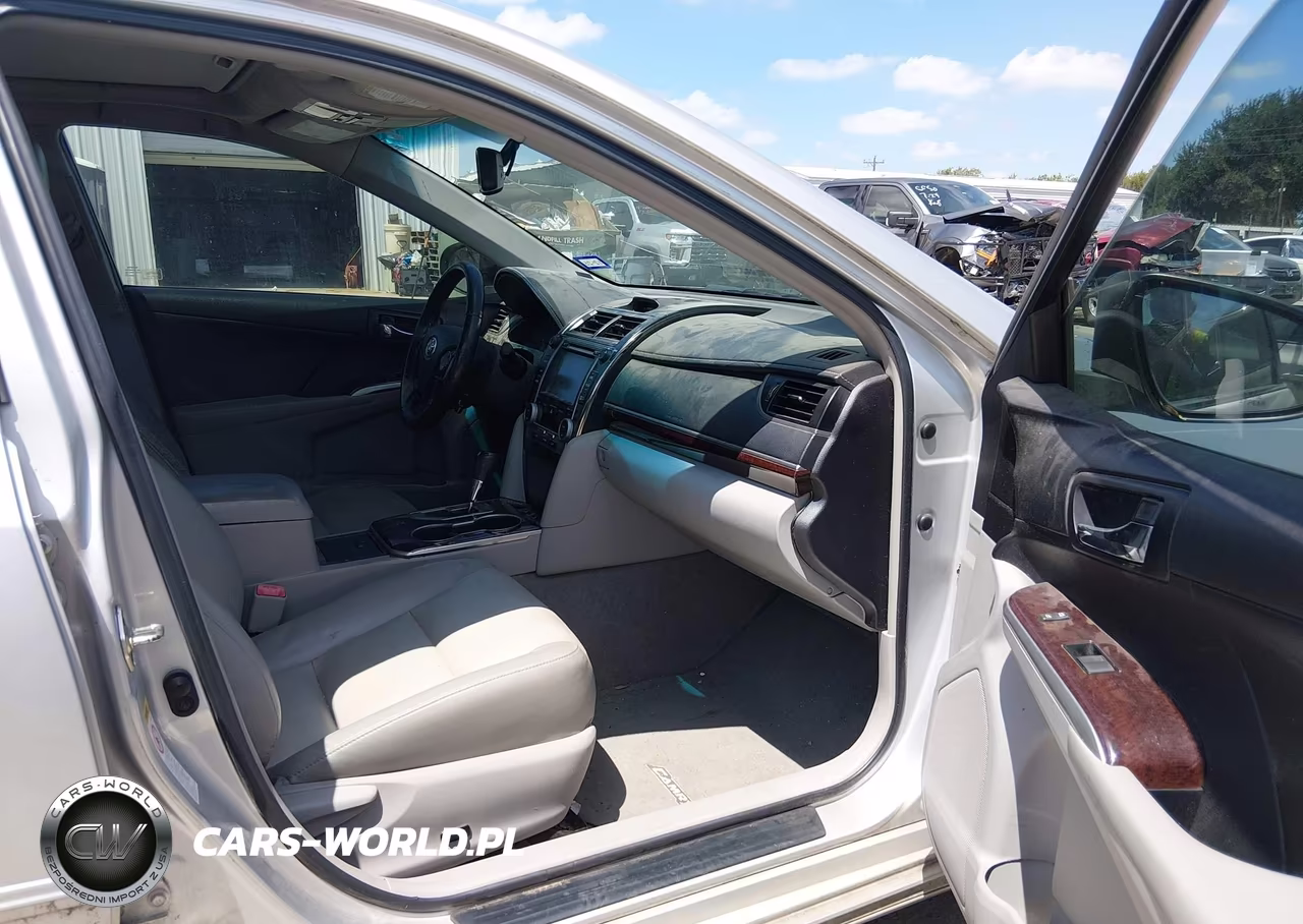 2014 Toyota Camry Xle VIN:4T4BF1FK7ER399481 - 5