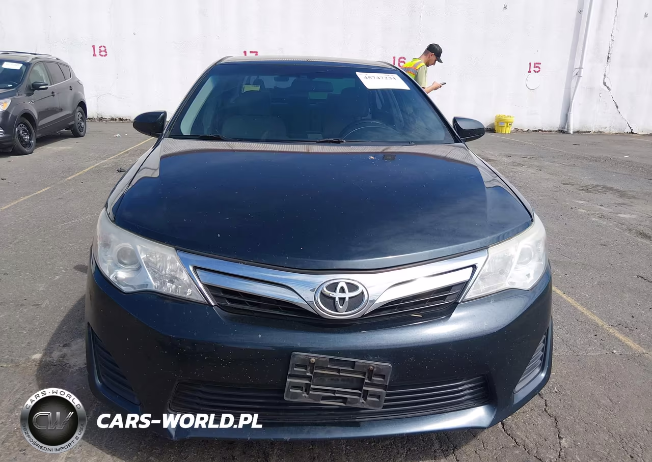 2014 Toyota Camry Le VIN:4T4BF1FK0ER426181 - 12