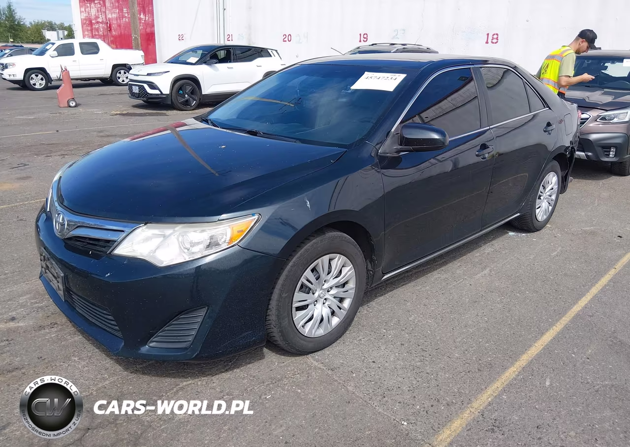 2014 Toyota Camry Le VIN:4T4BF1FK0ER426181 - 2