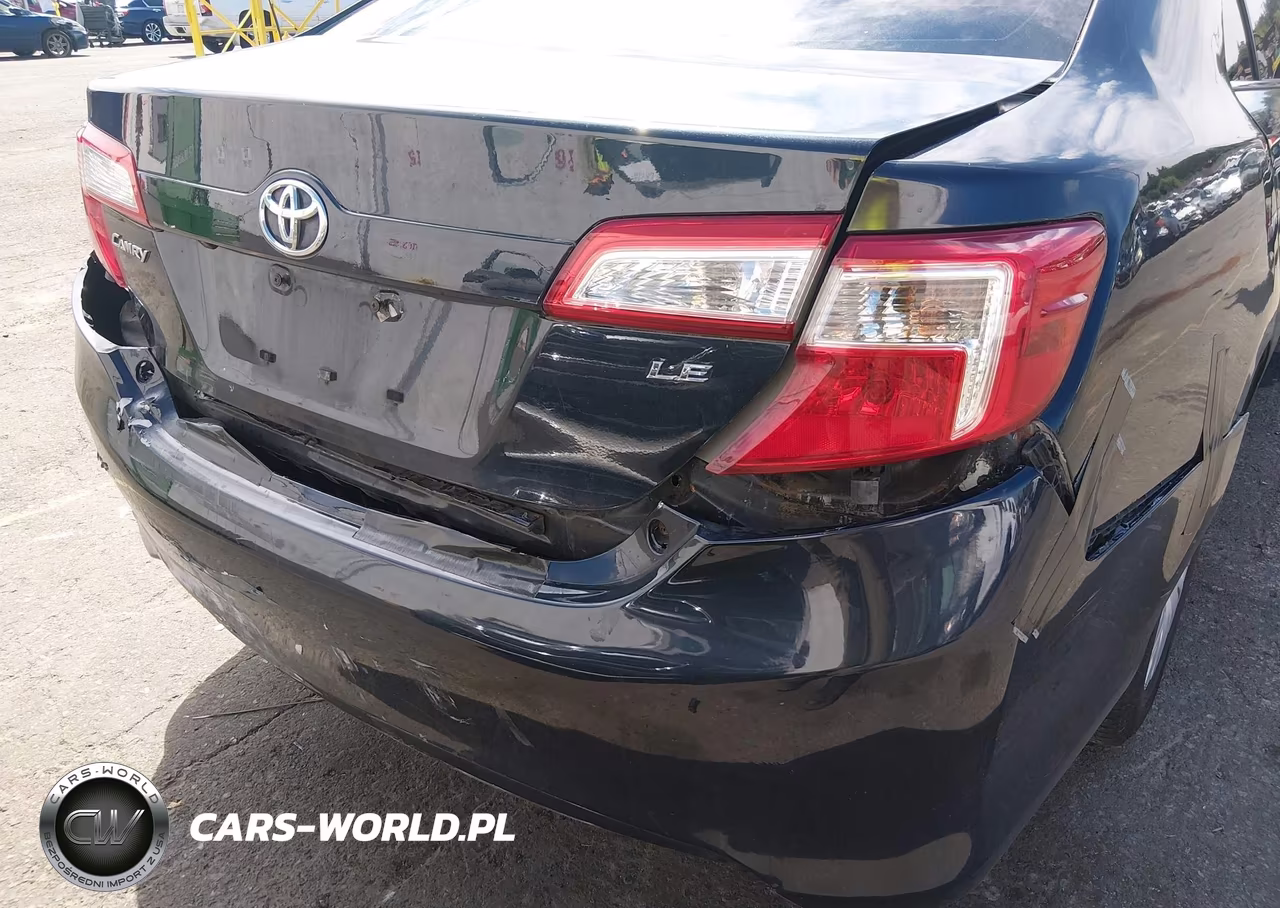 2014 Toyota Camry Le VIN:4T4BF1FK0ER426181 - 20