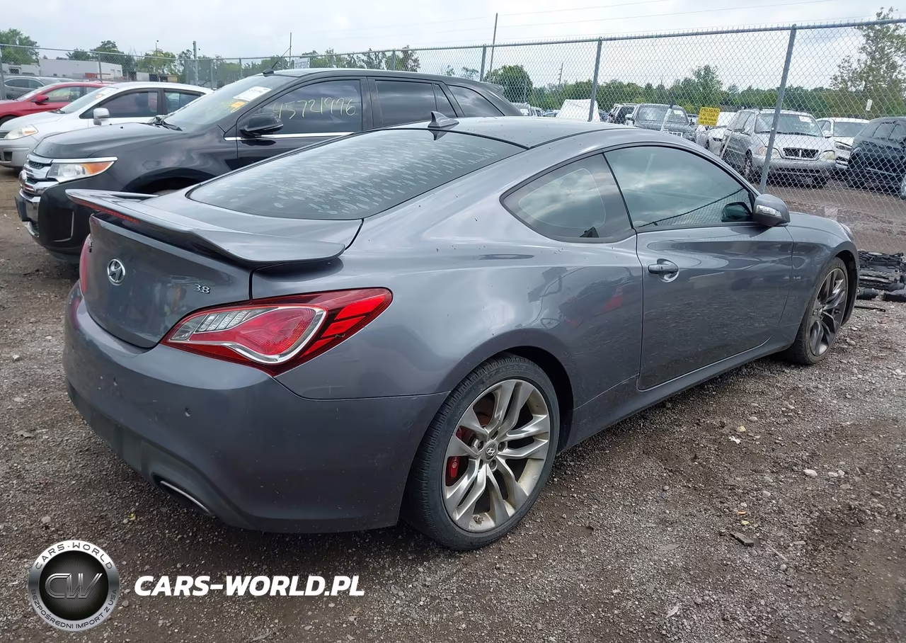 2015 Hyundai Genesis 3.8 Ultimate VIN:KMHHU6KJ6FU128370 - 4