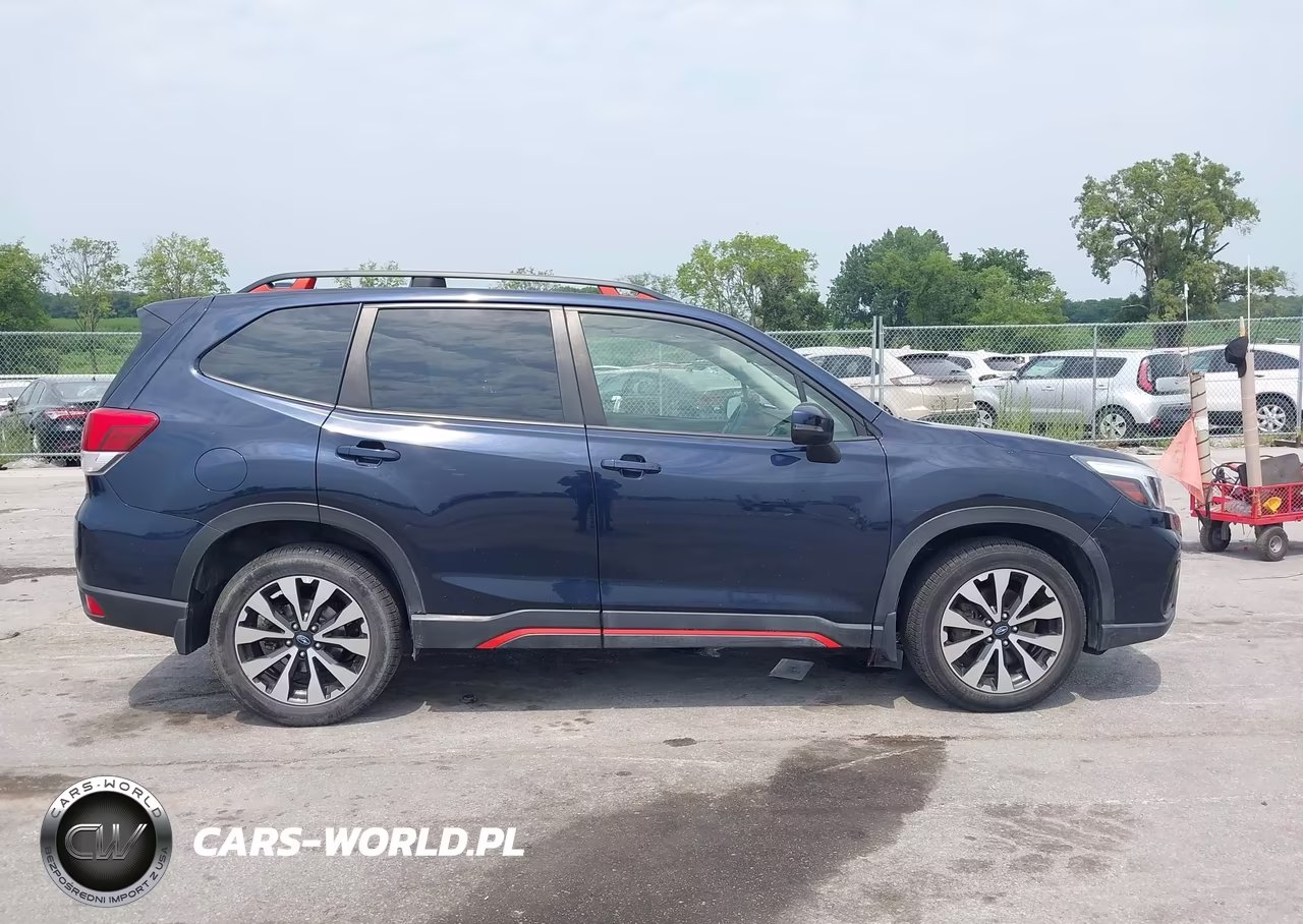 2019 Subaru Forester Sport VIN:JF2SKAPC1KH586285 - 13