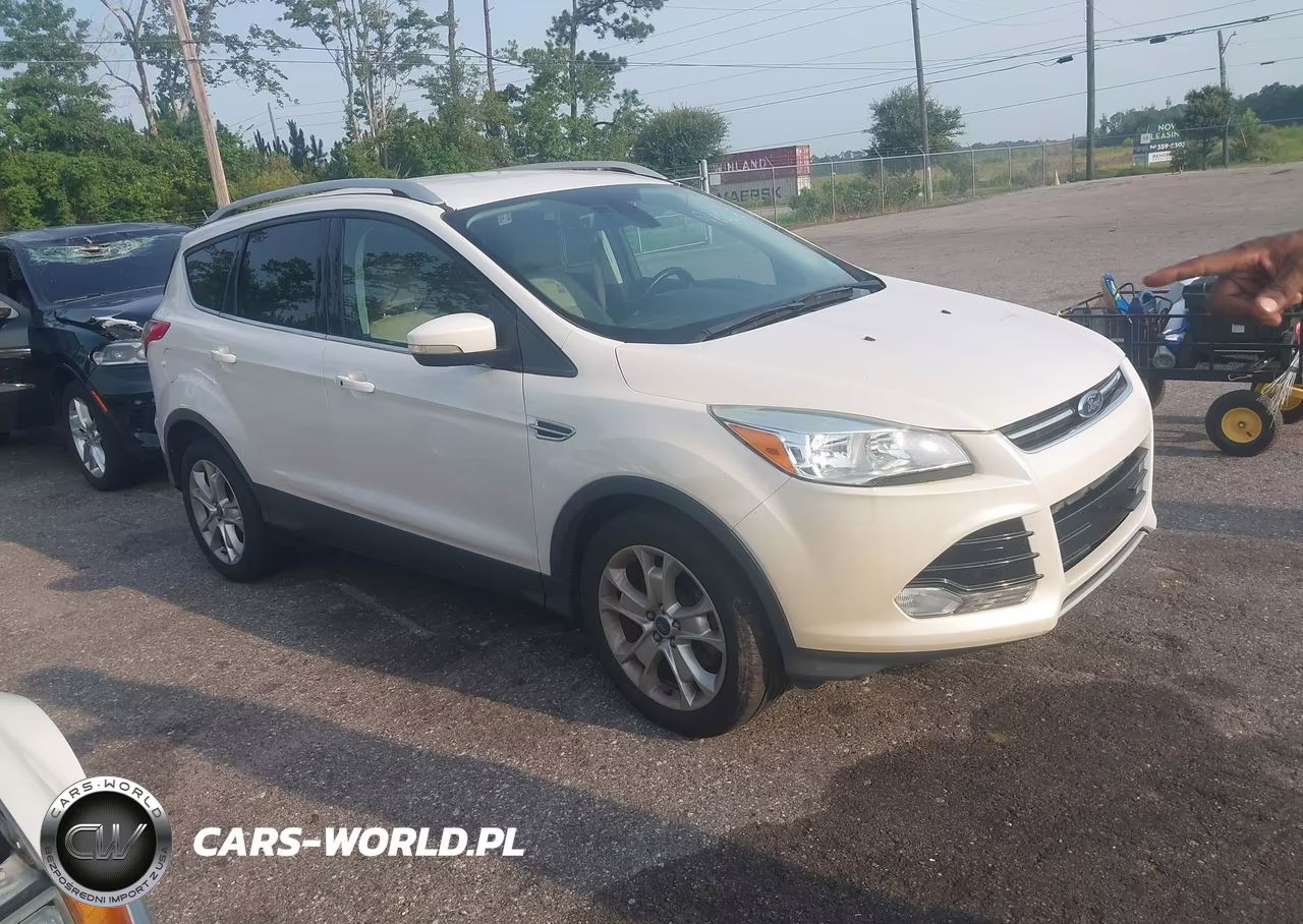2015 Ford Escape Titanium – zdjęcie 1 z 16