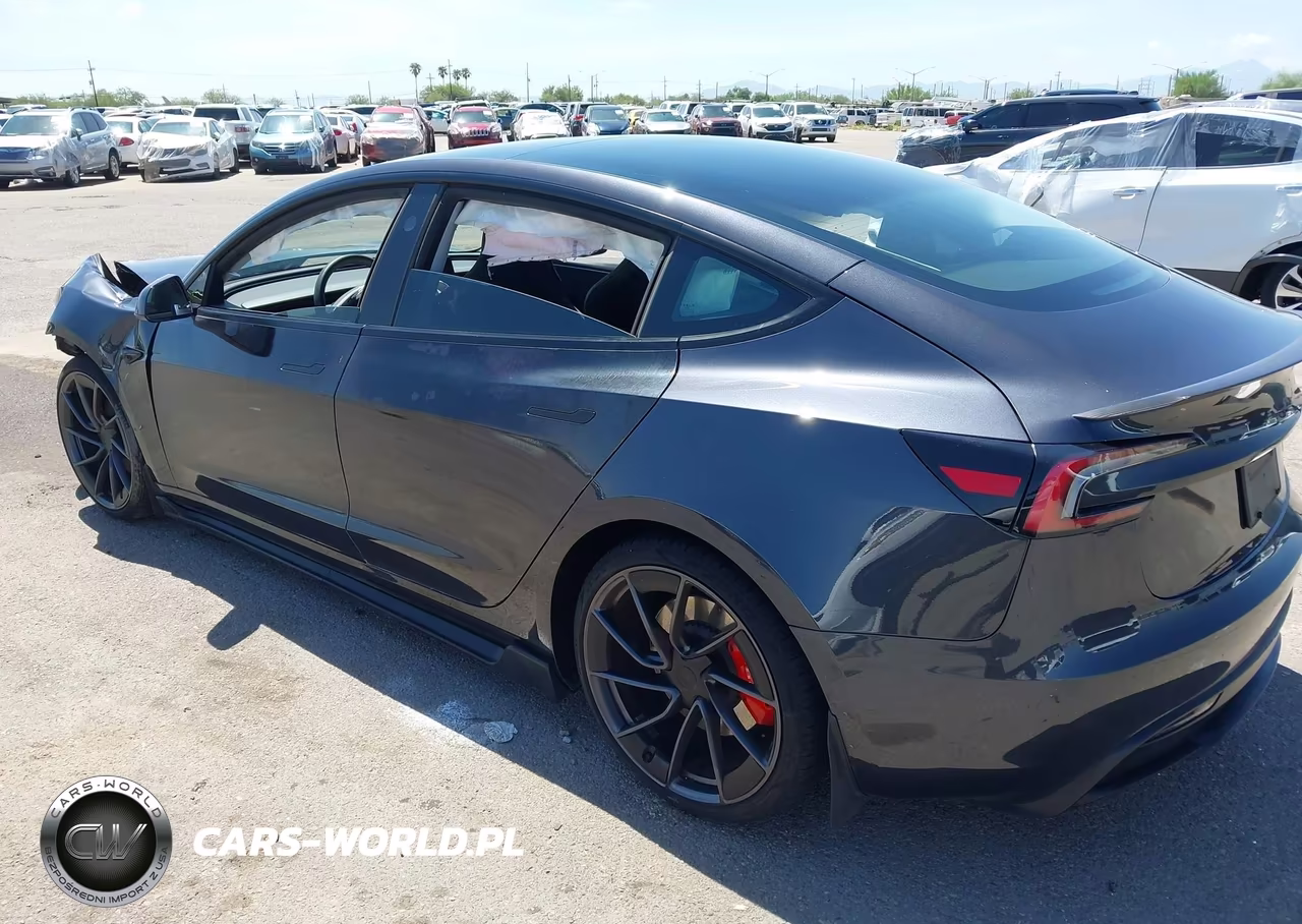 2024 Tesla Model 3 Performance All-Wheel Drive VIN:5YJ3E1ET4RF826601 - 3