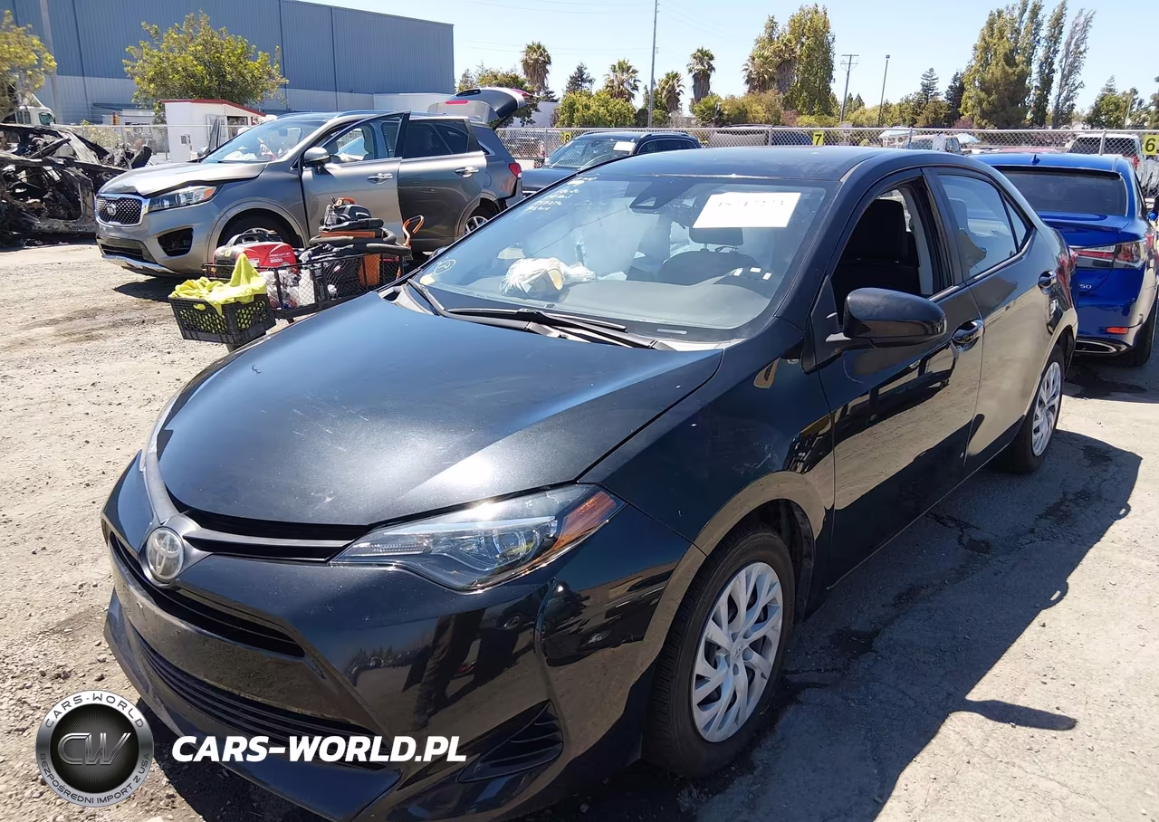 2019 Toyota Corolla Le VIN:5YFBURHE2KP876529 - 2