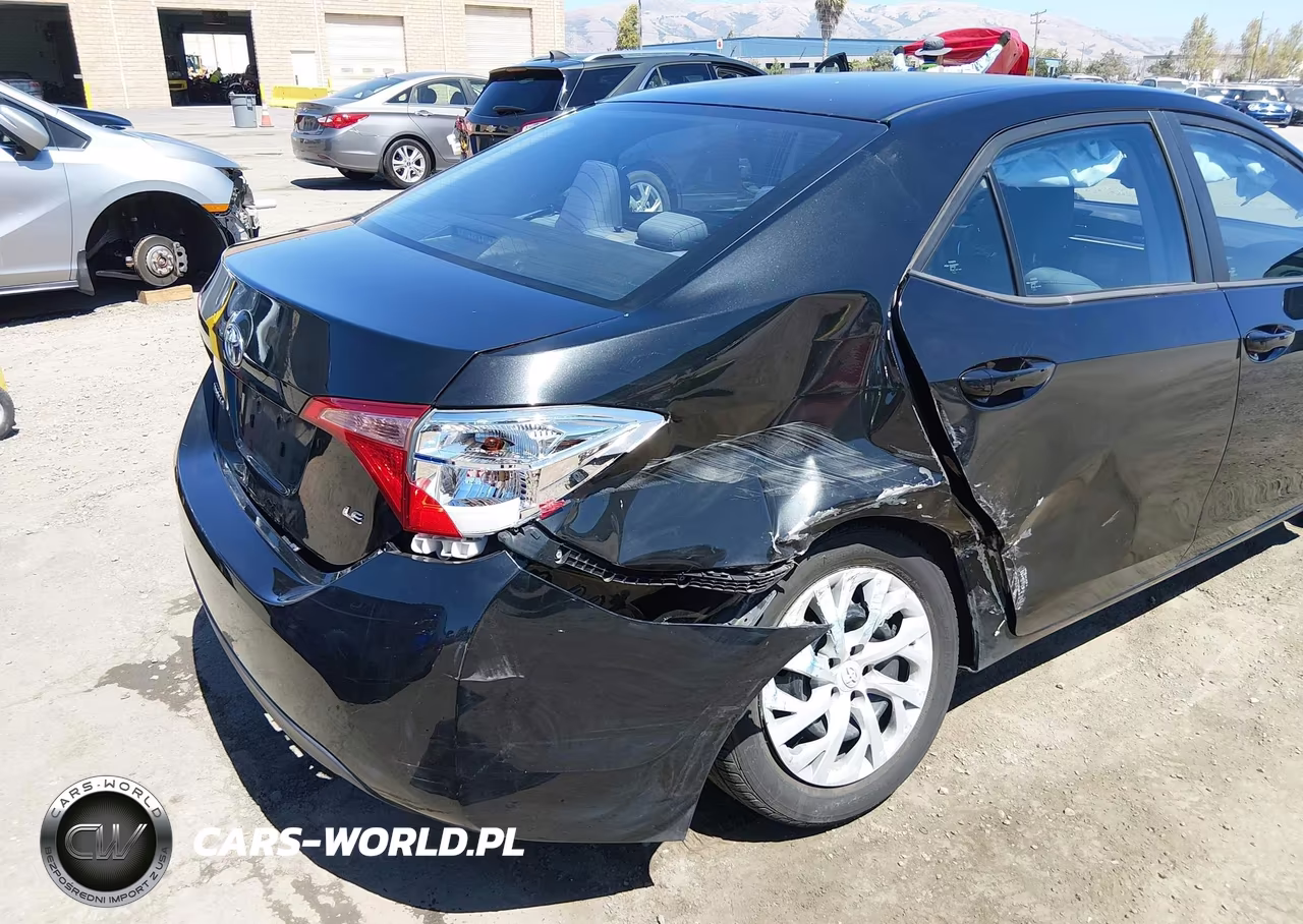 2019 Toyota Corolla Le VIN:5YFBURHE2KP876529 - 6