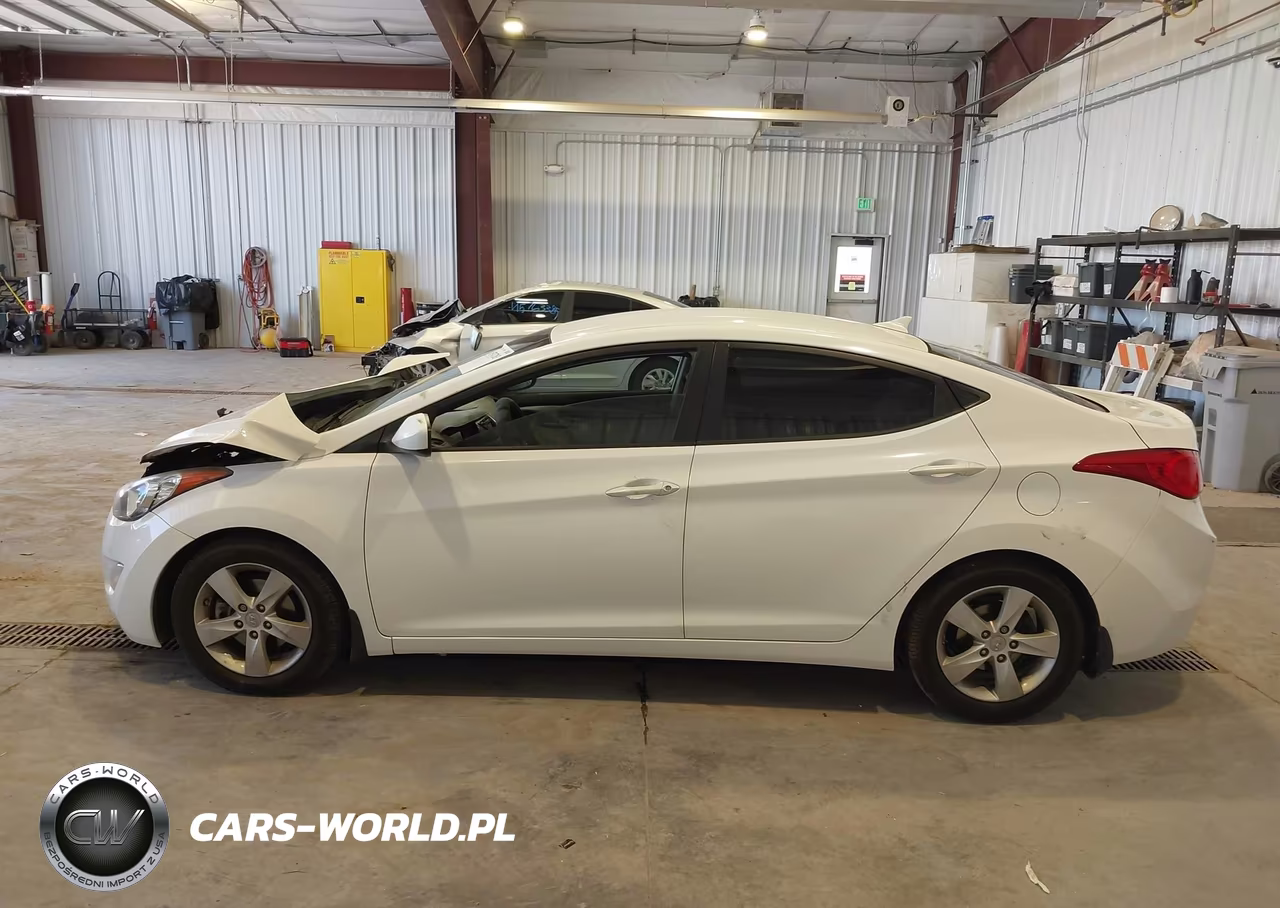 2013 Hyundai Elantra Gls VIN:5NPDH4AE8DH390091 - 15