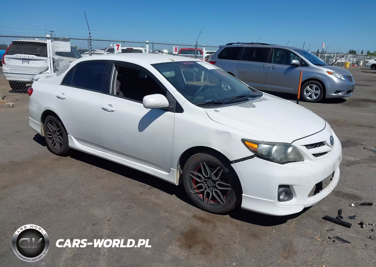2013 Toyota Corolla S – zdjęcie 1 z 17