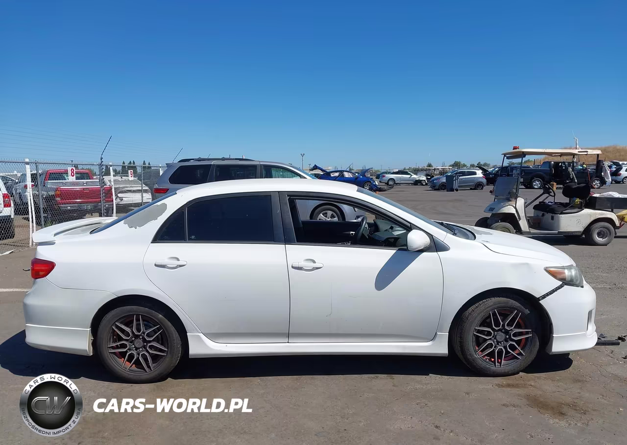 2013 Toyota Corolla S VIN:5YFBU4EE3DP084352 - 14