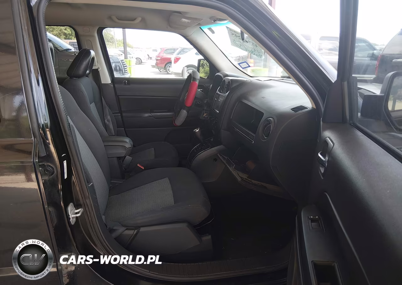 2009 Jeep Patriot Sport VIN:1J4FT28B29D102676 - 5