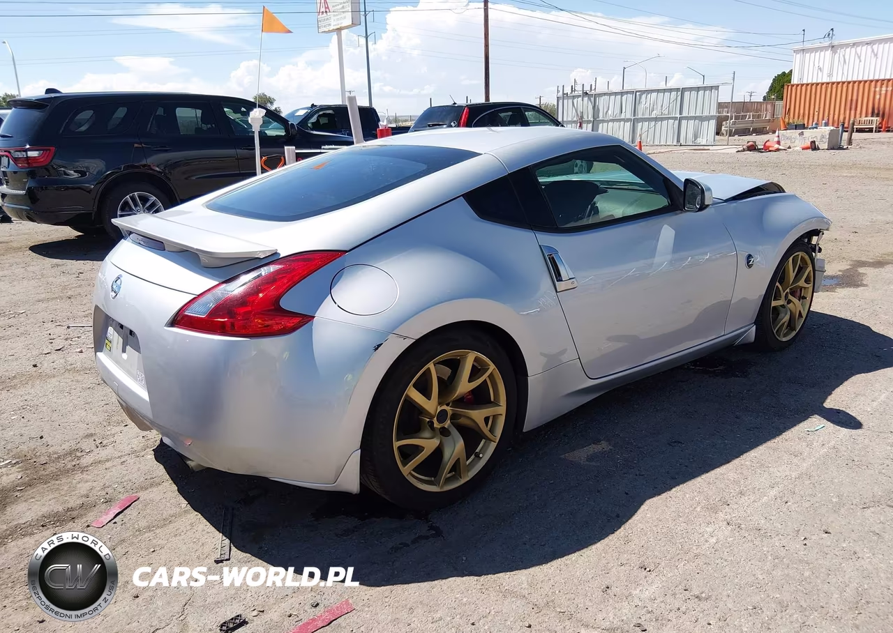 2015 Nissan 370Z Sport VIN:JN1AZ4EH6FM442995 - 4