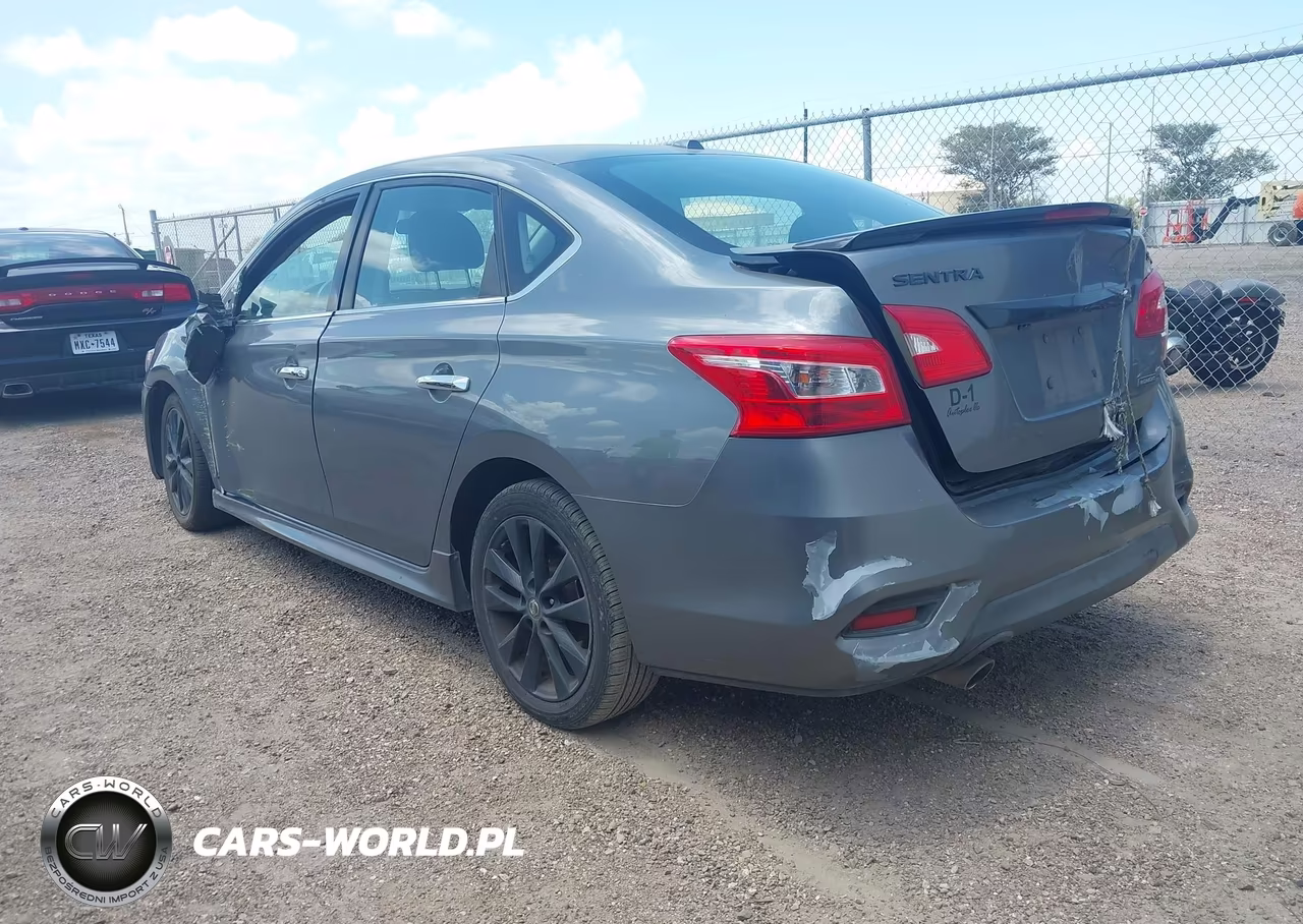 2018 Nissan Sentra Sr VIN:3N1AB7AP5JY235720 - 3