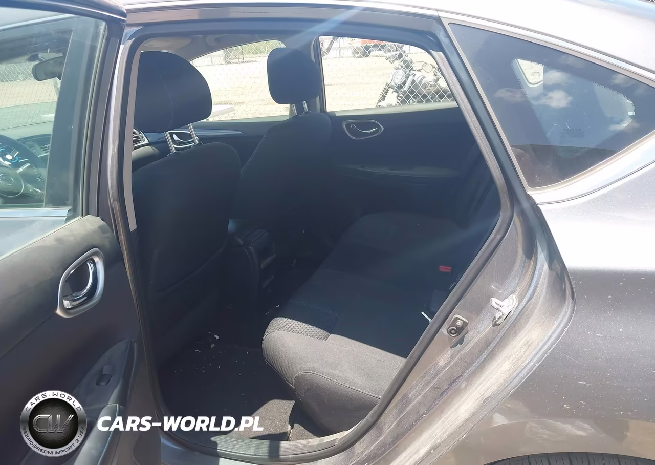 2018 Nissan Sentra Sr VIN:3N1AB7AP5JY235720 - 8