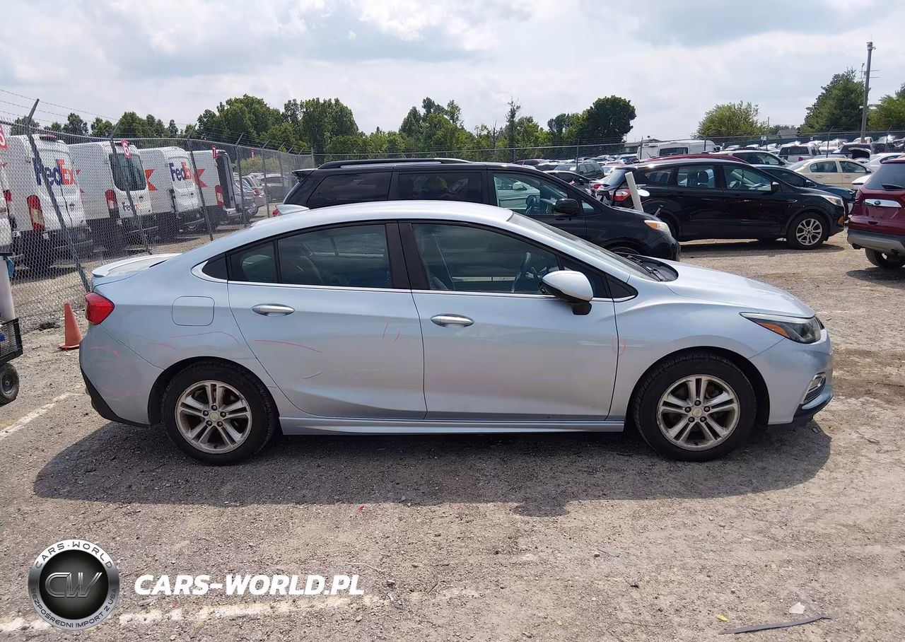2017 Chevrolet Cruze Lt Auto VIN:1G1BE5SM7H7136015 - 14