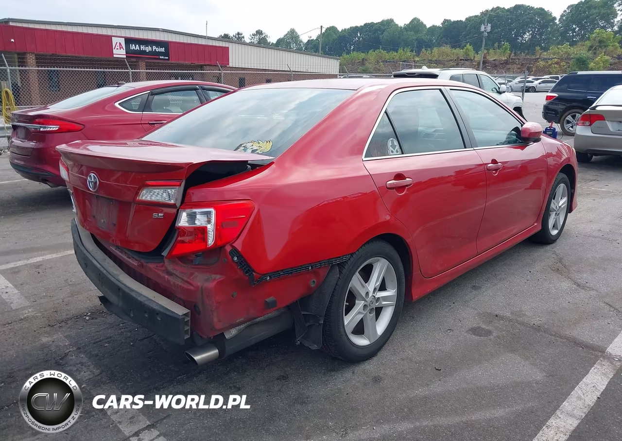 2014 Toyota Camry Se VIN:4T1BF1FK8EU843736 - 4