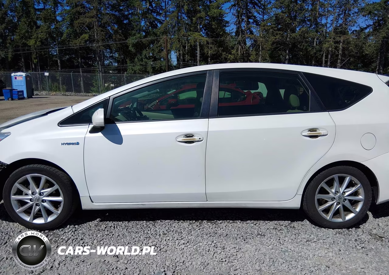 2014 Toyota Prius V Five VIN:JTDZN3EU9EJ002725 - 14