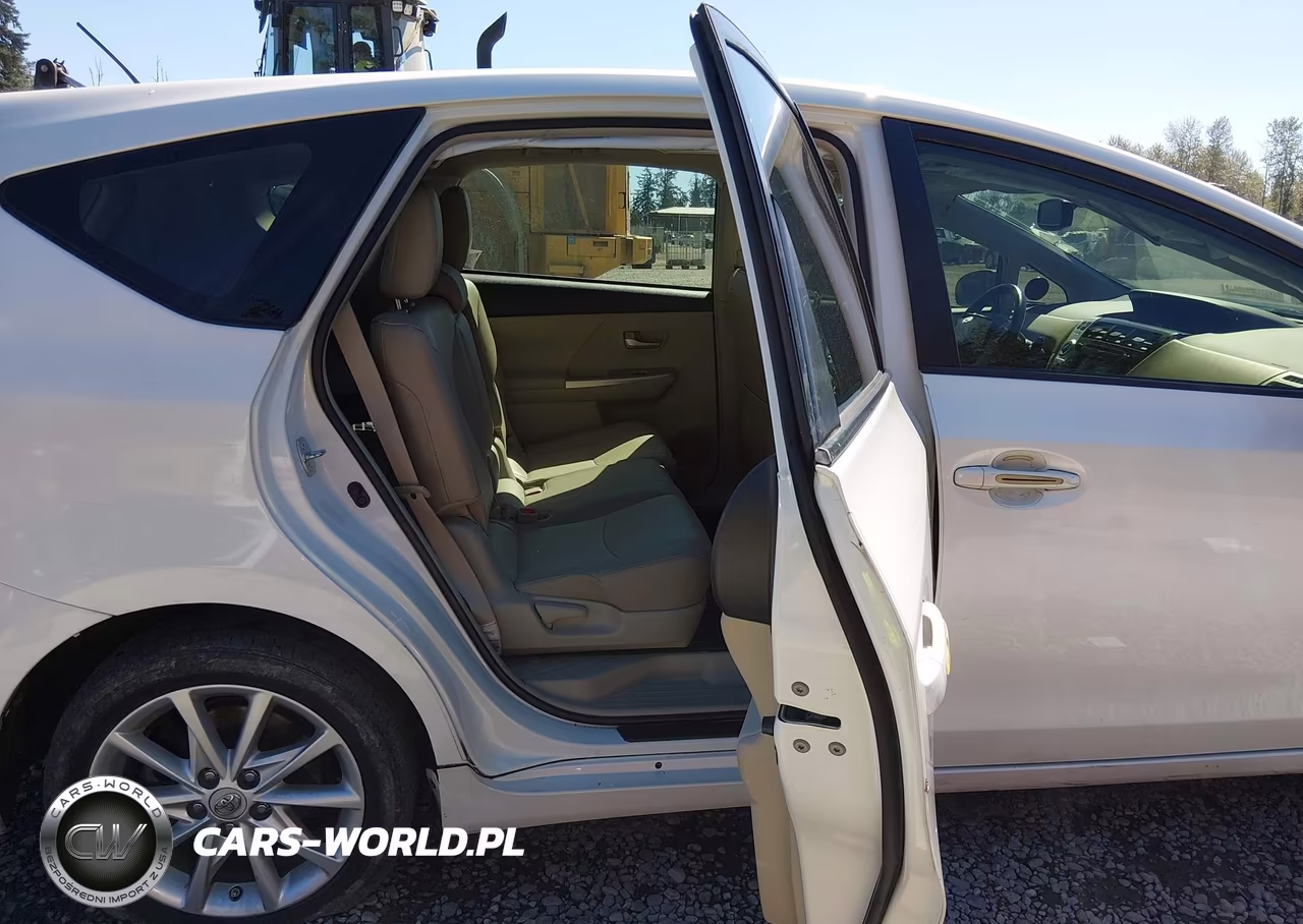 2014 Toyota Prius V Five VIN:JTDZN3EU9EJ002725 - 8