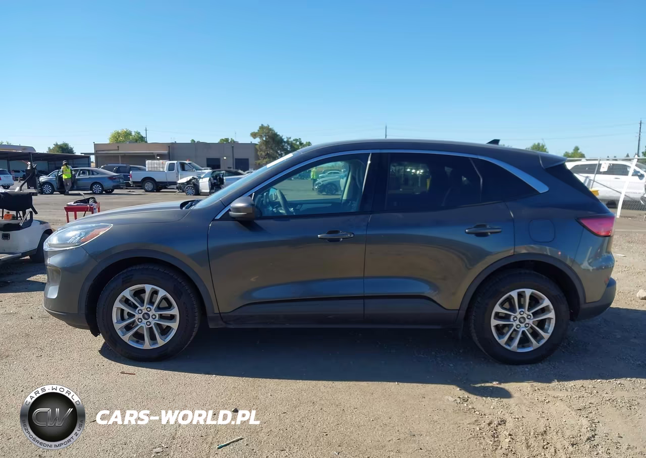 2020 Ford Escape Se VIN:1FMCU9G61LUA57963 - 14