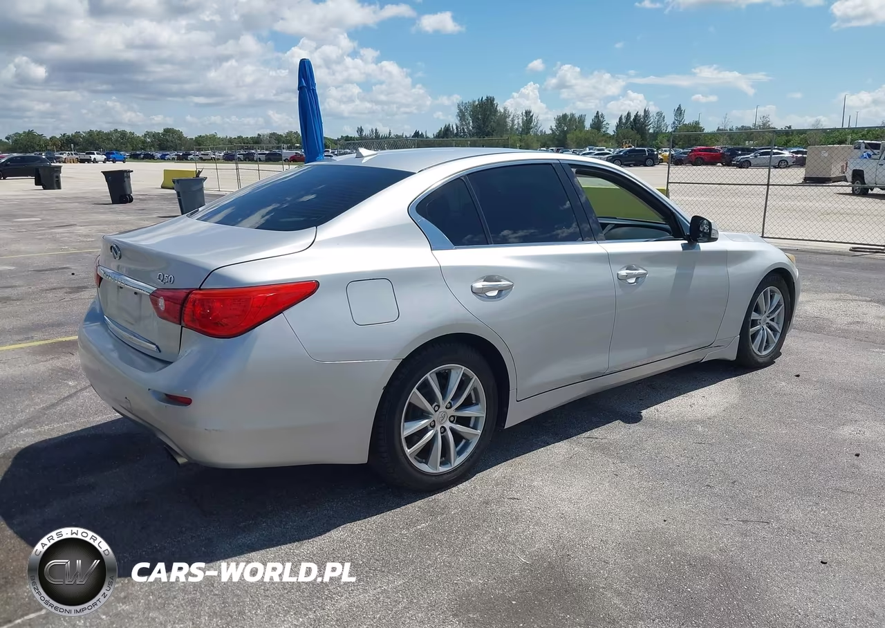 2015 Infiniti Q50 Premium VIN:JN1BV7AP4FM344322 - 4