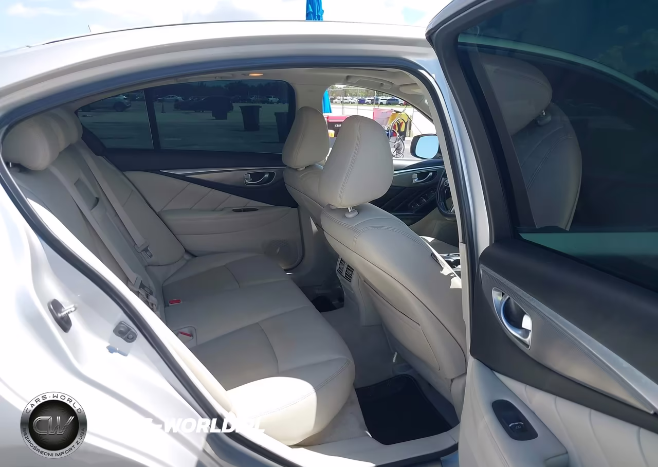 2015 Infiniti Q50 Premium VIN:JN1BV7AP4FM344322 - 8