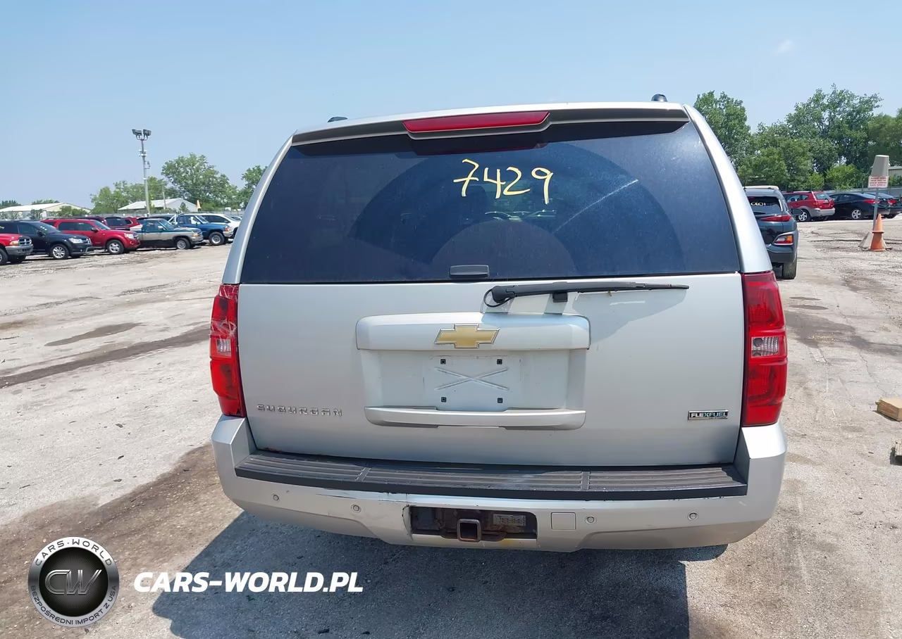 2011 Chevrolet Suburban Lt VIN:1GNSKJE3XBR108580 - 16