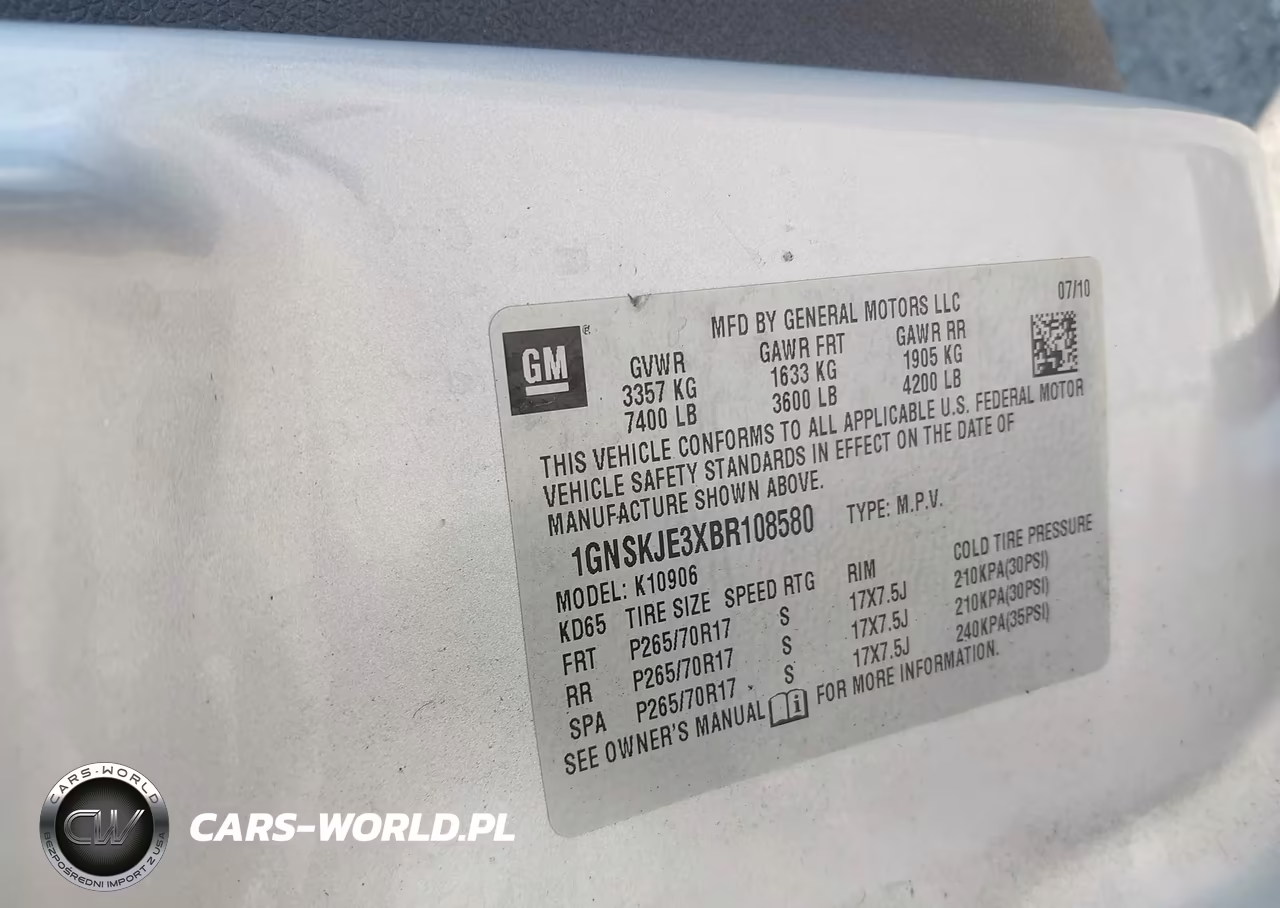 2011 Chevrolet Suburban Lt VIN:1GNSKJE3XBR108580 - 9
